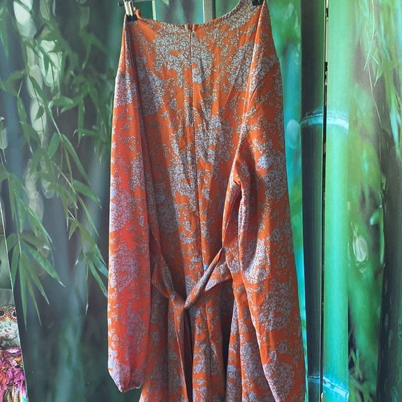 XL orange floral Romper - Picture 12 of 16